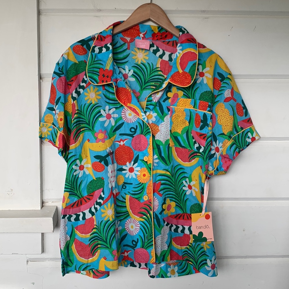 Band.o Bando New with tags Short sleeve leisure top shirt
